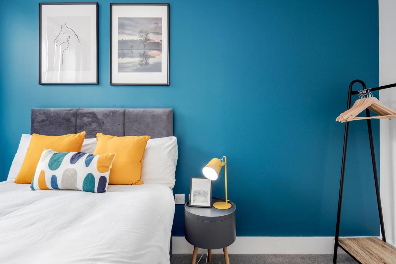 Cloud9Sa At The Charles Chertsey Apartment Room photo