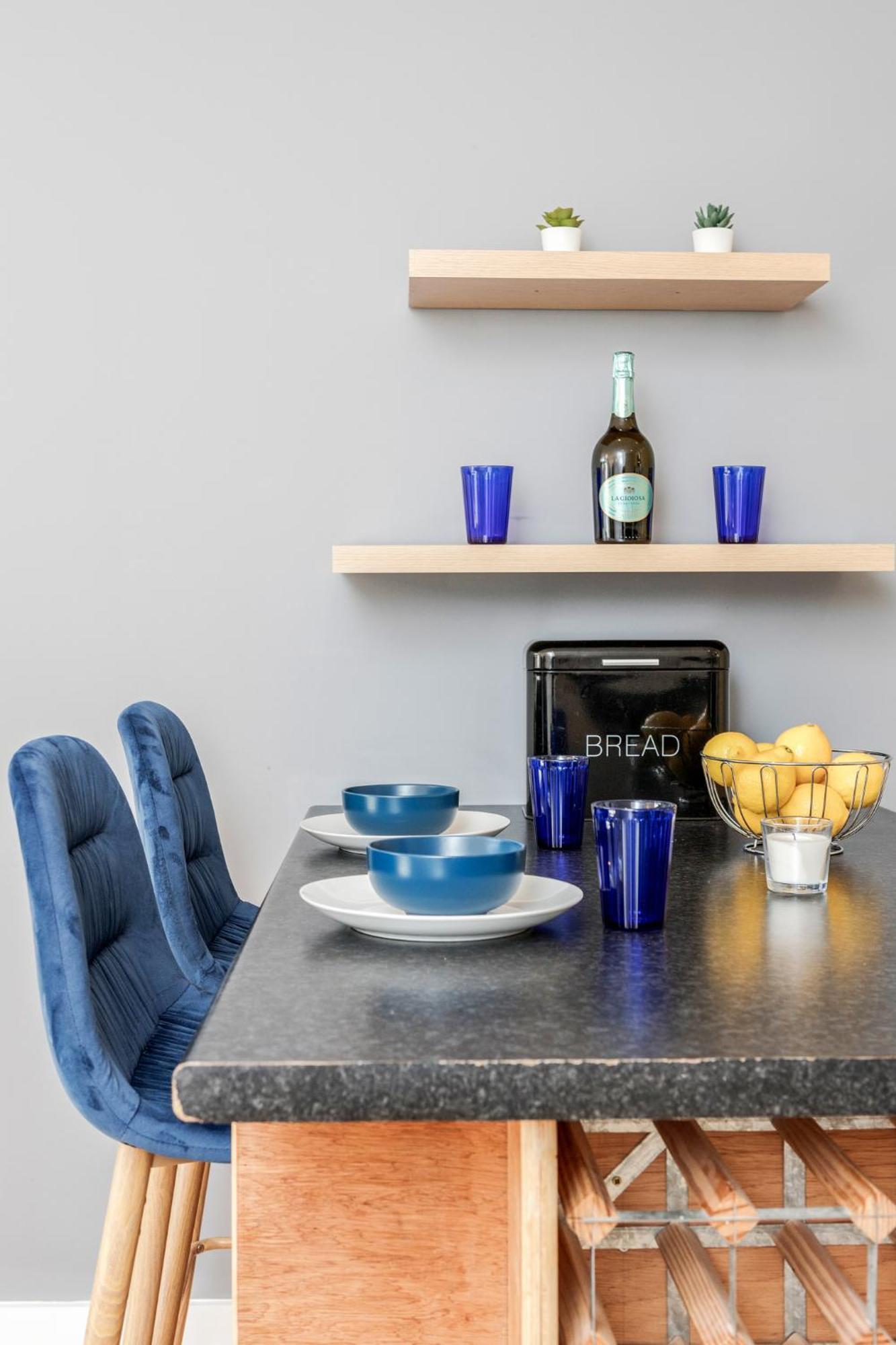 Cloud9Sa At The Charles Chertsey Apartment Room photo
